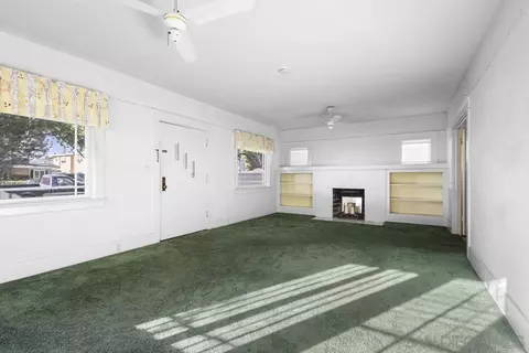 Living - 961 E Ave, Coronado, CA 92118 photo 2 of 2