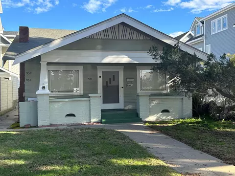 961 E Ave, Coronado, CA 92118