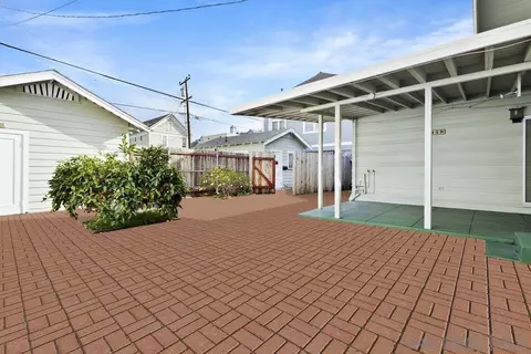 Exterior - 961 E Ave, Coronado, CA 92118 photo 7 of 10