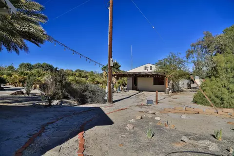 Exterior - 6953 Split Mountain Rd, Borrego Springs, CA 92004 photo 6 of 11
