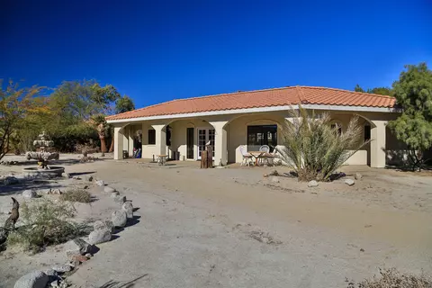 Exterior - 6953 Split Mountain Rd, Borrego Springs, CA 92004 photo 3 of 11