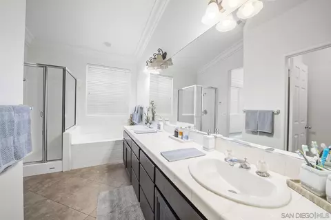 Bath - 5001 Avocado Park Way, Fallbrook, CA 92028 photo 1 of 3