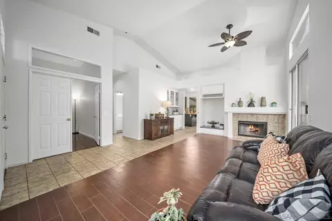Living - 5001 Avocado Park Way, Fallbrook, CA 92028 photo 3 of 6