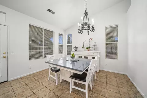 Dining - 5001 Avocado Park Way, Fallbrook, CA 92028 photo 1 of 3
