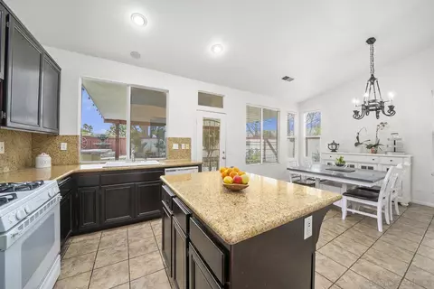 Kitchen - 5001 Avocado Park Way, Fallbrook, CA 92028 photo 2 of 6