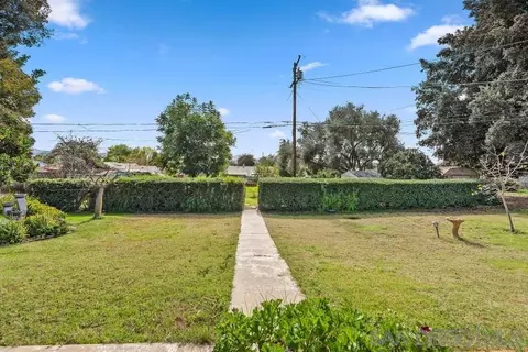 Exterior - 1257 Cresthill Rd, El Cajon, CA 92021 photo 6 of 11