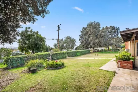 Exterior - 1257 Cresthill Rd, El Cajon, CA 92021 photo 9 of 11