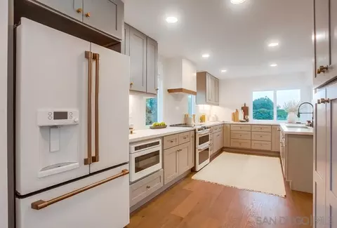 Kitchen - 13159 Shalimar Pl, Del Mar, CA 92014 photo 1 of 7