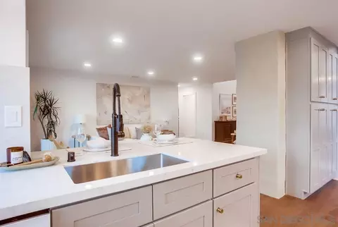 Kitchen - 13159 Shalimar Pl, Del Mar, CA 92014 photo 6 of 7