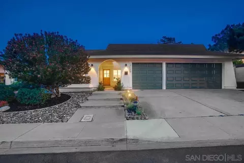 Exterior - 13159 Shalimar Pl, Del Mar, CA 92014 photo 2 of 30