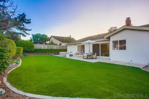 Exterior - 13159 Shalimar Pl, Del Mar, CA 92014 photo 22 of 30