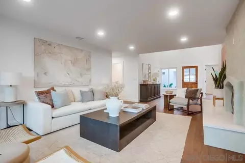 Living - 13159 Shalimar Pl, Del Mar, CA 92014 photo 4 of 5