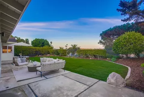 Exterior - 13159 Shalimar Pl, Del Mar, CA 92014 photo 27 of 30