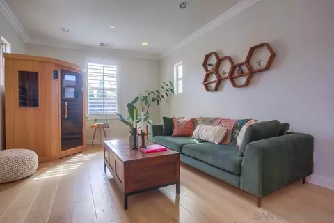 Living - 3736 Arapaho Pl, Carlsbad, CA 92010 photo 10 of 12