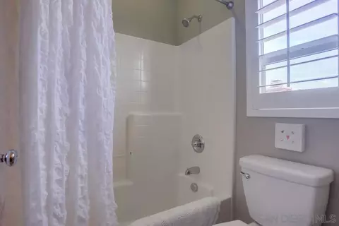 Bath - 3736 Arapaho Pl, Carlsbad, CA 92010 photo 8 of 8