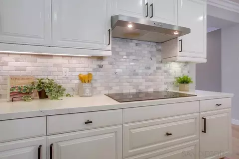 Kitchen - 3736 Arapaho Pl, Carlsbad, CA 92010 photo 5 of 5