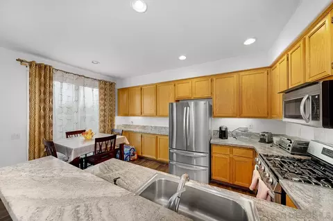 Kitchen - 920 Teatro Cir, El Cajon, CA 92021 photo 1 of 4