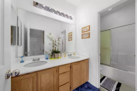 Bath - 920 Teatro Cir, El Cajon, CA 92021 photo 4 of 4