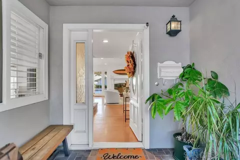 5180 Windsor Dr, San Diego, CA 92109