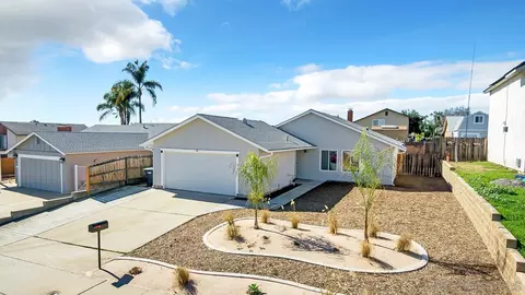 10320 Bosque Dr, Lakeside, CA 92040