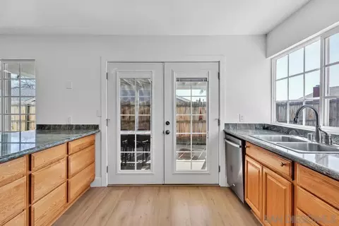Kitchen - 10320 Bosque Dr, Lakeside, CA 92040 photo 3 of 5