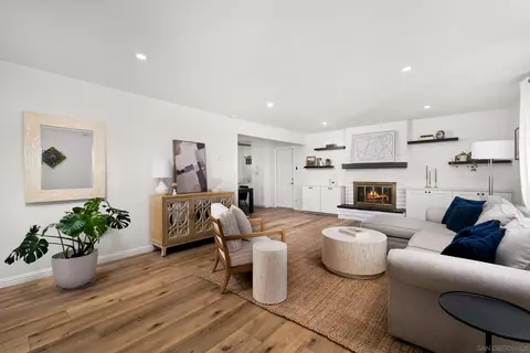 Living - 2197 Hawley Dr, Vista, CA 92084 photo 3 of 5