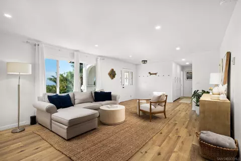 Living - 2197 Hawley Dr, Vista, CA 92084 photo 4 of 5