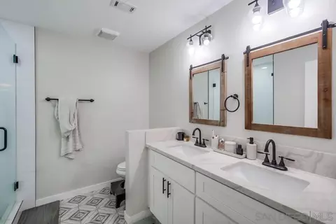 Bath - 9531 Prospect Ave, Lakeside, CA 92040 photo 2 of 2
