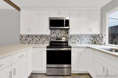 Kitchen - 2242 Peach Tree Ln, Spring Valley, CA 91977 photo 4 of 5