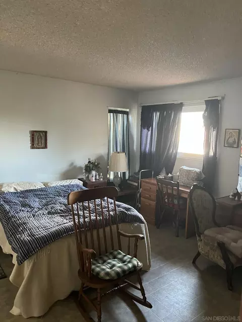 Bedroom - 9300 Nalini Ct, Santee, CA 92071 photo 5 of 6
