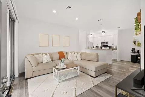 3555 Caminito El Rincon #223, San Diego, CA 92130