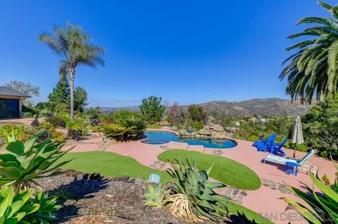 View/Area - 2559 Pence Dr, El Cajon, CA 92019 photo 1 of 3