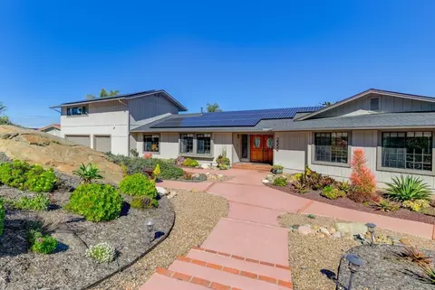 Exterior - 2559 Pence Dr, El Cajon, CA 92019 photo 2 of 16
