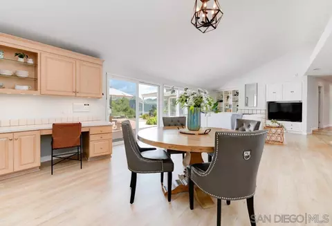 Dining - 2559 Pence Dr, El Cajon, CA 92019 photo 3 of 4