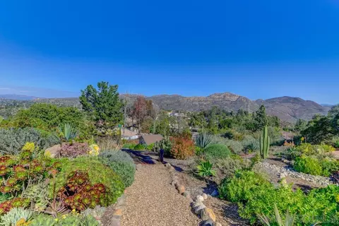 View/Area - 2559 Pence Dr, El Cajon, CA 92019 photo 2 of 3