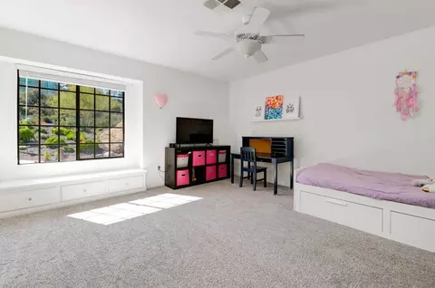 Bedroom - 2559 Pence Dr, El Cajon, CA 92019 photo 4 of 6