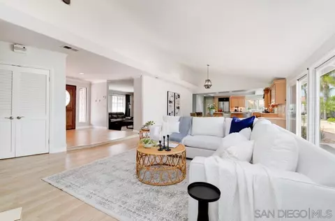 Living - 2559 Pence Dr, El Cajon, CA 92019 photo 2 of 8