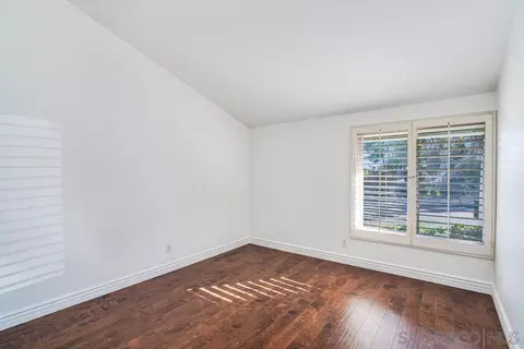 749 Nob Cir, Vista, CA 92084 photo 15