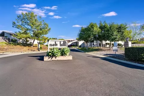749 Nob Cir, Vista, CA 92084 photo 23
