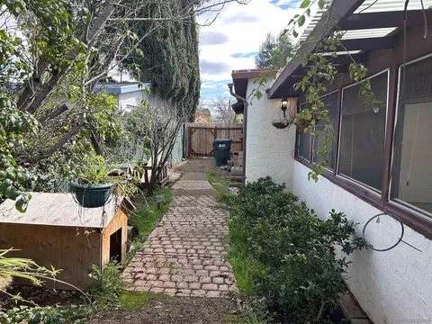 836 W 10th Ave, Escondido, CA 92025 photo 8
