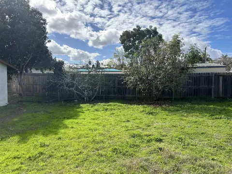 836 W 10th Ave, Escondido, CA 92025 photo 5