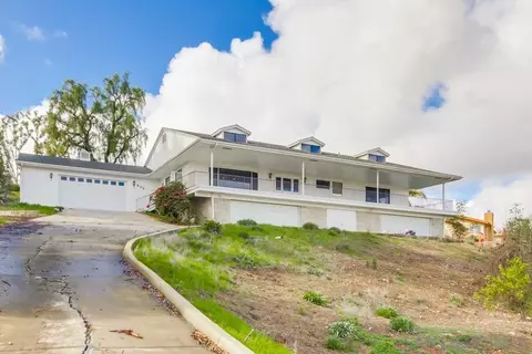 402 Tyrone, El Cajon, CA 92020