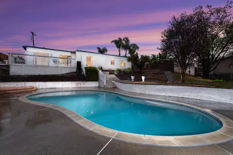 Exterior - 10140 Strathmore Dr, Santee, CA 92071 photo 10 of 12