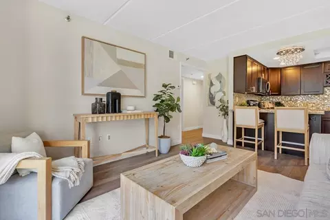 1333 8th Ave #303, San Diego, CA 92101