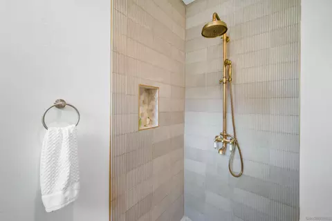 Bath - 7402 Mission Trails Dr #91, Santee, CA 92071 photo 3 of 5