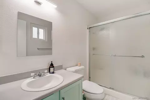 Bath - 545 N Vine St, Oceanside, CA 92054 photo 2 of 2