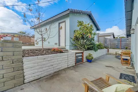 Exterior - 545 N Vine St, Oceanside, CA 92054 photo 4 of 14