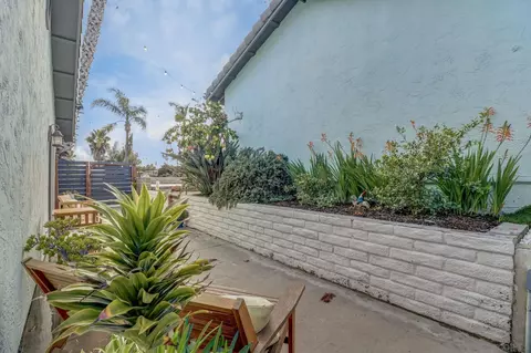 Exterior - 545 N Vine St, Oceanside, CA 92054 photo 5 of 14