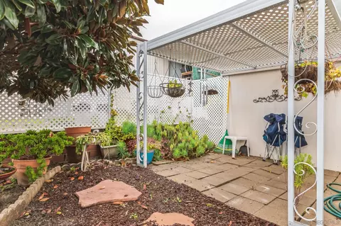 Exterior - 203 Bright Creek Ln, Oceanside, CA 92056 photo 4 of 8