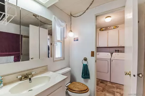 Bath - 203 Bright Creek Ln, Oceanside, CA 92056 photo 1 of 3